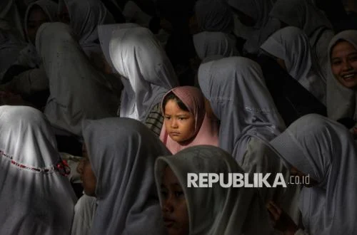Naskah Khutbah Jumat 1 Muharram: Meraih Surga dengan Menyayangi Anak Yatim