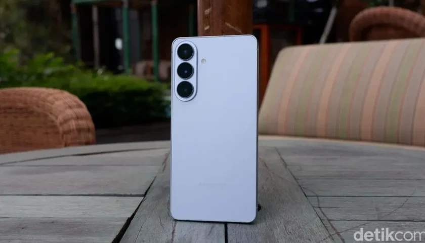 Skor Kepuasan Pengguna Smartphone 2026: Samsung Lampaui Apple, Siapa Pemenang Sesungguhnya?