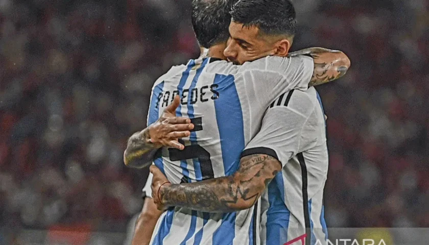 Messi Pensiun, Cristian Romero Jadi Kapten Timnas Argentina: Era Baru La Albiceleste Dimulai