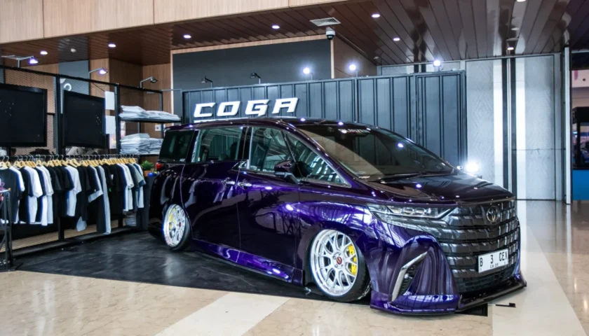 MPV Mewah Ini Makin Elegan dengan Body Kit Terbaru